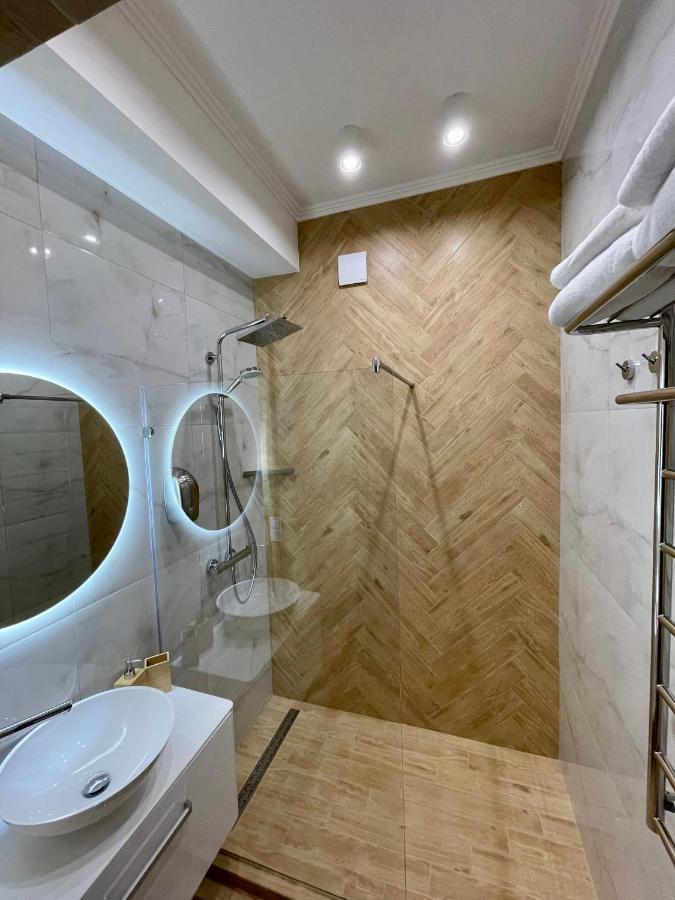 Apartment Centre Inn Chernivtsi Luaran gambar